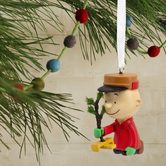 Hallmark Peanuts “Charlie Brown” Christmas Ornament (NWT) - Picture 5 of 12